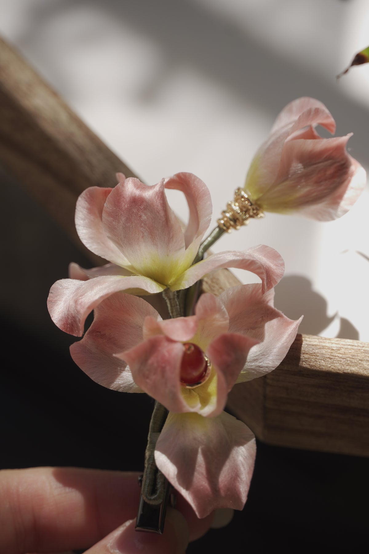 Handmade Chinese Ronghua Hairpin – Vintage Velvet Flower Hair Clip, Traditional Hanfu Hair Accessory, Pink Hair Clip