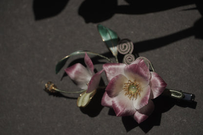 Handmade Chinese Ronghua Hair Clip – Pink & White Velvet Flower, Traditional Hanfu Hair Accessory